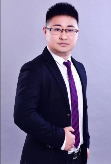 不断创新的巫江