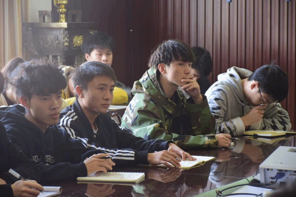 参加会议的部分人员
